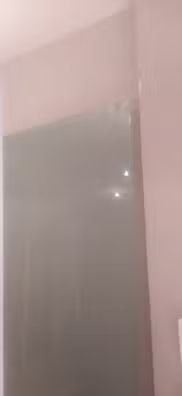 Puerta de cristal abatible