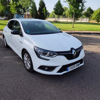 RENAULT MEGANE AÑO 2018 LIMITE 1.2 PEGATINA C