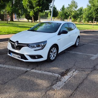RENAULT MEGANE AÑO 2018 LIMITE 1.2 PEGATINA C
