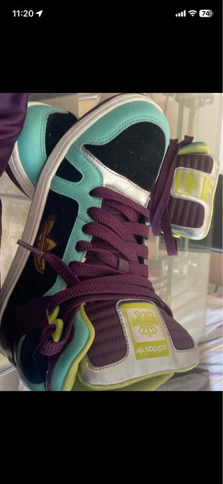 Conjunto Adidas Chaqueta y Zapatillas