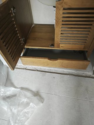 Mueble de lavabo y lavabo de madera