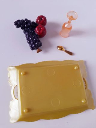 vassoio reale con frutta per Barbie