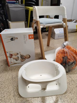 Trona evolutiva Stokke + adaptador infantil
