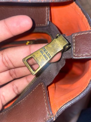 Bolsa Prada Castanha