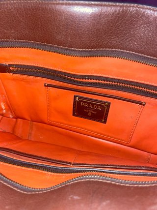 Bolsa Prada Castanha