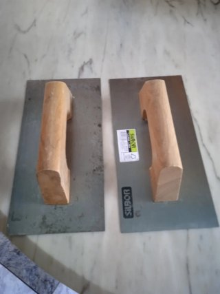 Paletas llanas de lucir una sin usar.