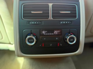 Volkswagen Touareg 2012