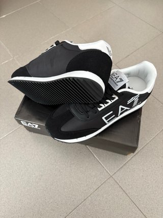 EA7 Zapatillas Deportivas Negras y Blancas