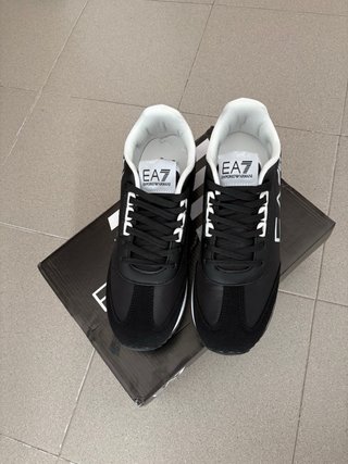 EA7 Zapatillas Deportivas Negras y Blancas