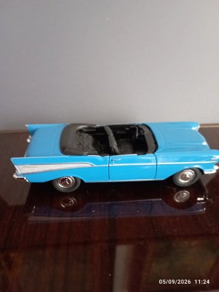 Coches de juguete clásicos (2 unidades)