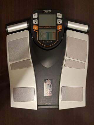 Báscula Tanita InnerScan V BC-545N