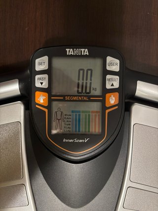 Báscula Tanita InnerScan V BC-545N