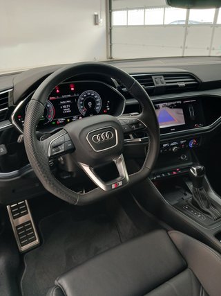 AUDI Q3 Sportback 35 TFSI Black line S tronic 150