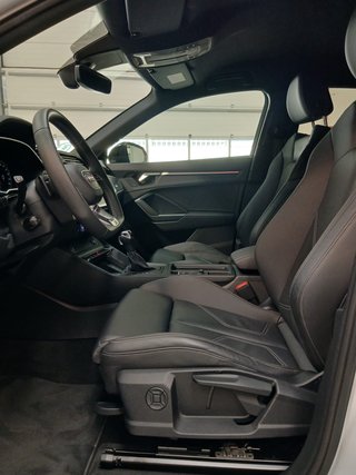 AUDI Q3 Sportback 35 TFSI Black line S tronic 150