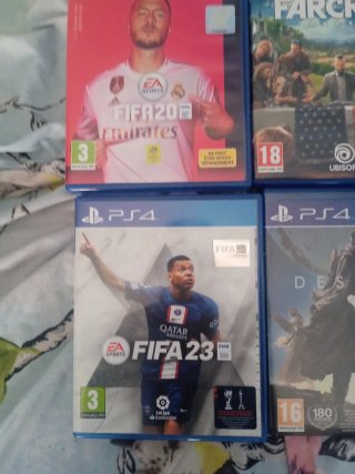 PS4 Slim Negra + Mando +  3 Juegos + HDMI