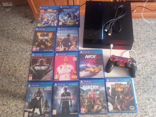 PS4 Slim Negra + Mando +  4 Juegos + HDMI