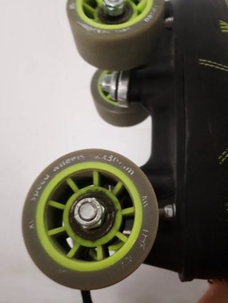 Patines 4 ruedas talla 32