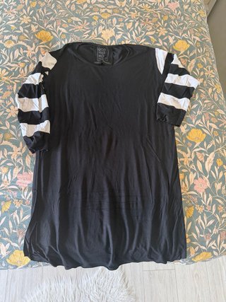 Camiseta larga GOOD HAS NO NAME