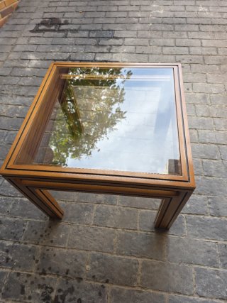 Mesa de centro de madera y cristal