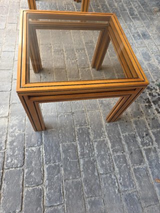 Mesa de centro de madera y cristal