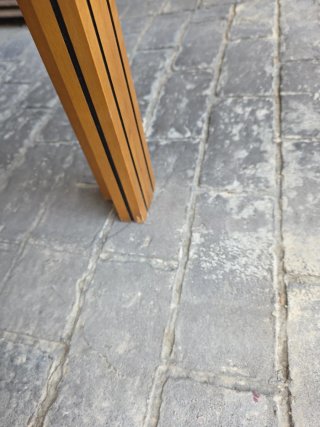 Mesa de centro de madera y cristal