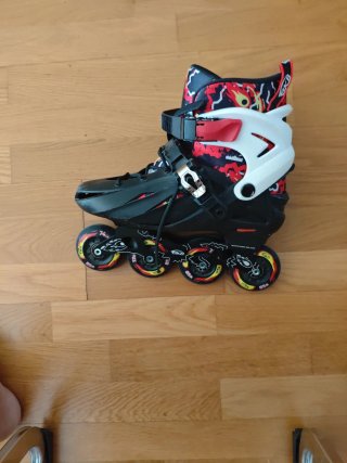 Patines con bolsa y rodilleras