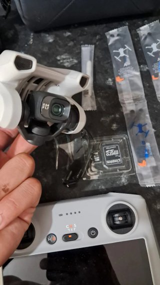 DJI Mini 3 Fly Combo Drone