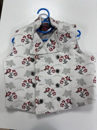 Chaleco fallero estampado flores