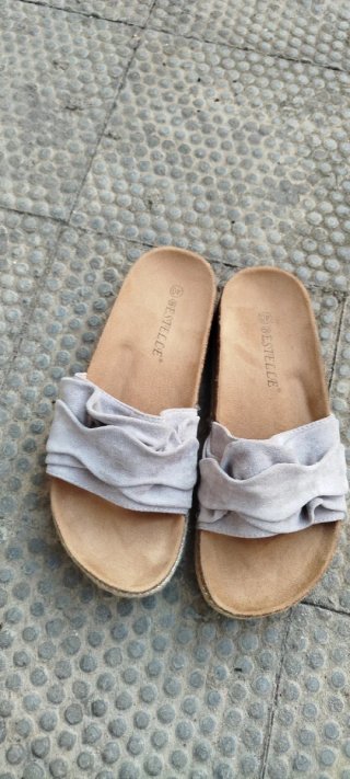 Sandalias BESTELLE Beige/Gris Talla 40