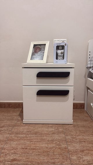 Cama individual con cajones