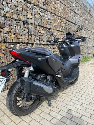 Honda ADV 350
