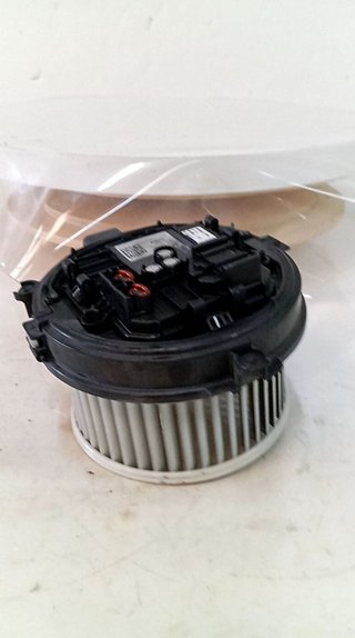 Opel 8762 motor calefacción 0130309503 astra k