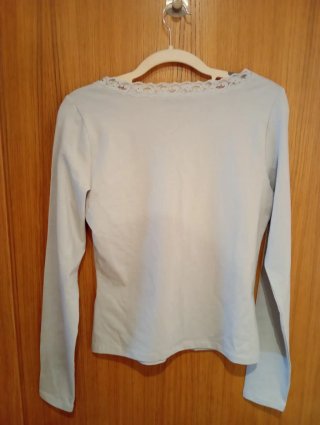 Camiseta Bershka manga larga encaje beige Talla L