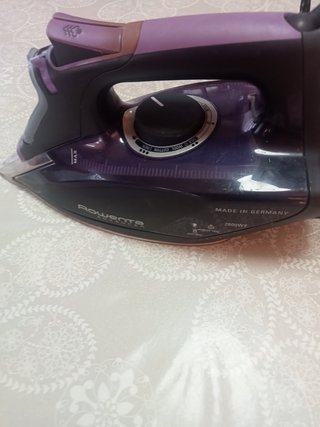 Plancha de ropa Rowenta nueva