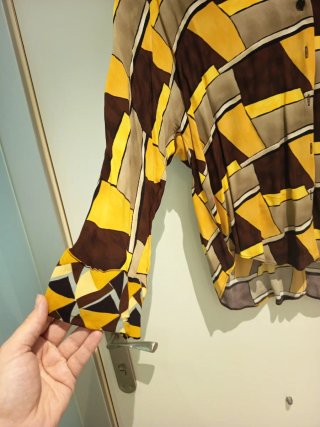 Camisa estampada geométrica