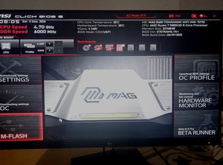 AMD Ryzen 7 9800X3D / 32GB / 2TB SSD / RX 9070 XT
