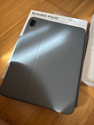 Funda Logitech Rugged Folio iPad 10ª Gen