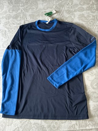 Camiseta deportiva manga larga azul