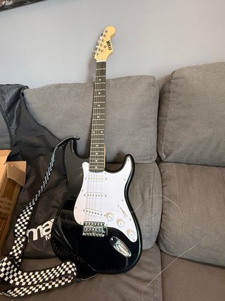 Pack Guitarra Eléctrica + Amplificador