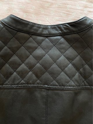 Chaqueta cuero negra