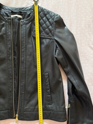 Chaqueta cuero negra