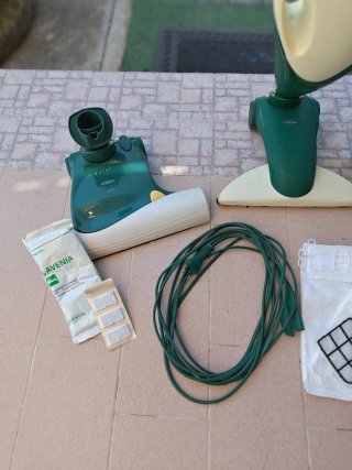 Vorwerk Kobold Folletto VK136