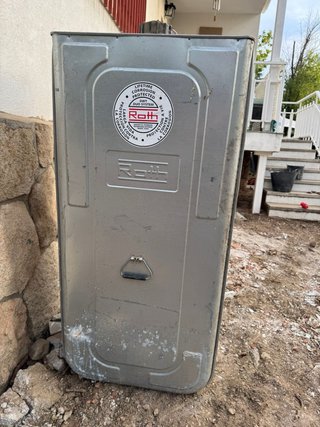 Depósito 1000L con cubeto incorporado