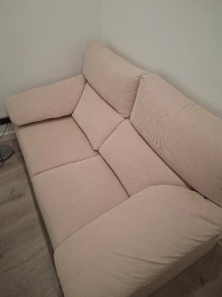Sofá 2 Plazas Beige Tela. Como nuevo