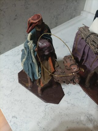 Figuras Belén: 1 camellos con figura.