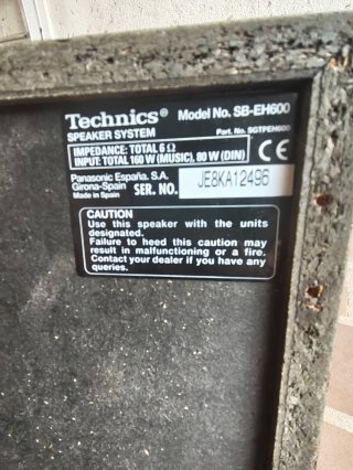 Altavoz Technics Negro y Gris