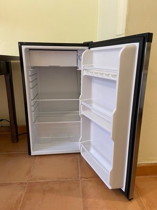 Frigorífico Pequeño Upstreman 91L