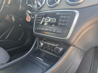 Mercedes-Benz GLA 2014