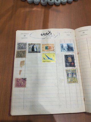 Cuaderno con colección de sellos