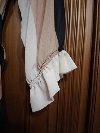Vestido gasa estampado beige y negro